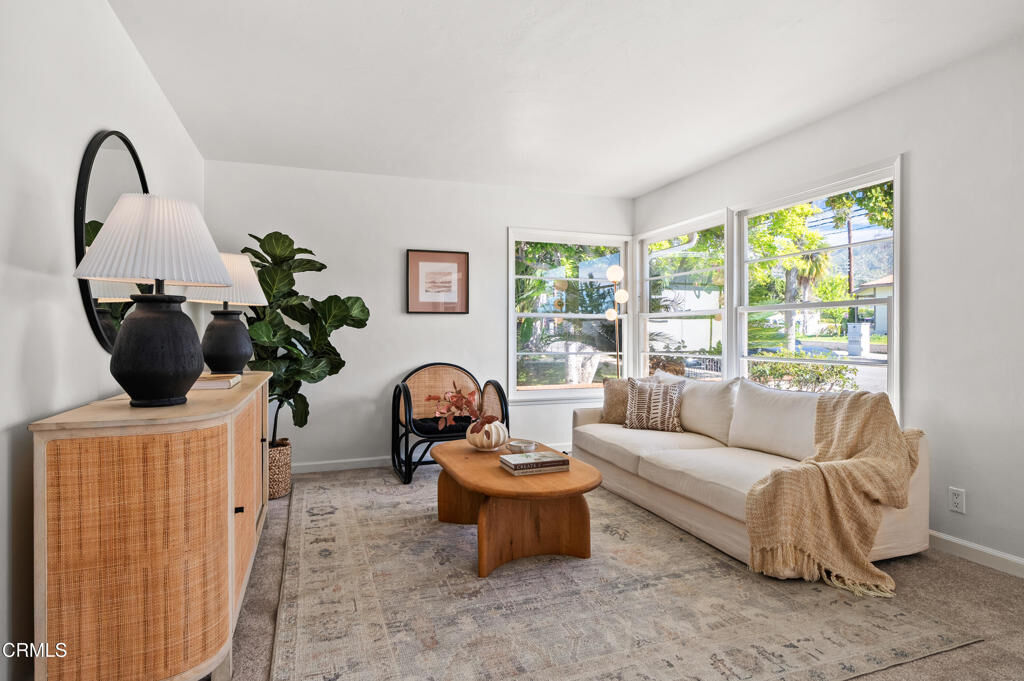 Property Photo:  305 S Mayflower Avenue  CA 91016 