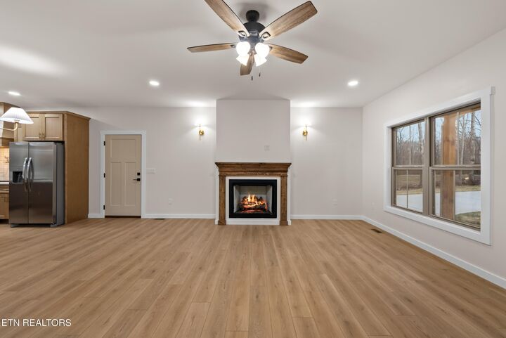 Property Photo: 7058 Topez Drive TN 38572