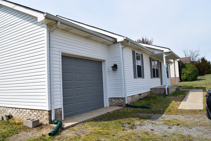 Property Photo: 705 Polk Ave KY 42262