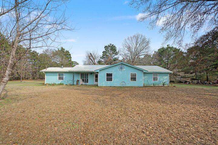 Property Photo: 1189 Centerview Road TX 75968