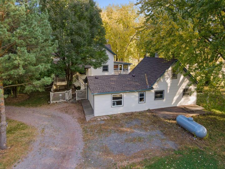 Property Photo: 4113 County Road 33 SE MN 55313