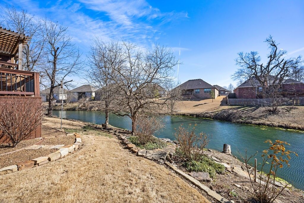 Property Photo:  1685 Coopers Cove  AR 72701 