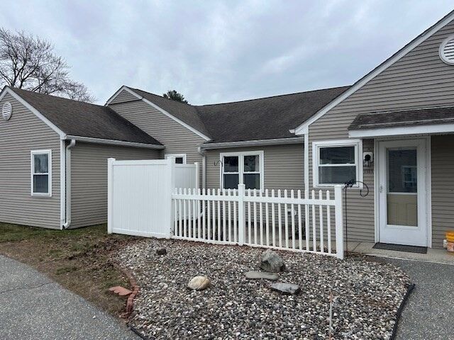 Property Photo:  1181 James St 1181  MA 01022 