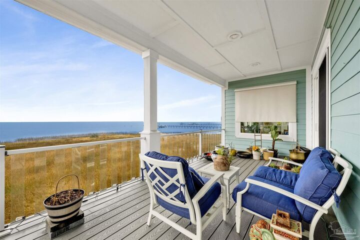 Property Photo: 1137 Sawgrass Dr FL 32563