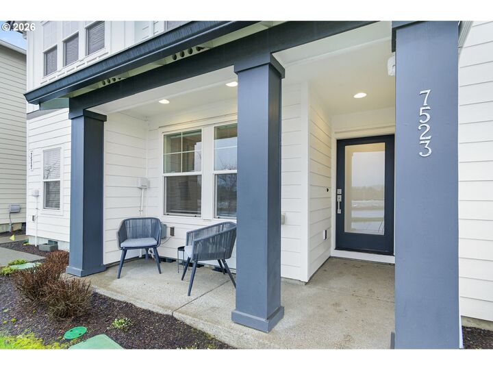 Property Photo:  7523 SE Kinnaman St  OR 97123 