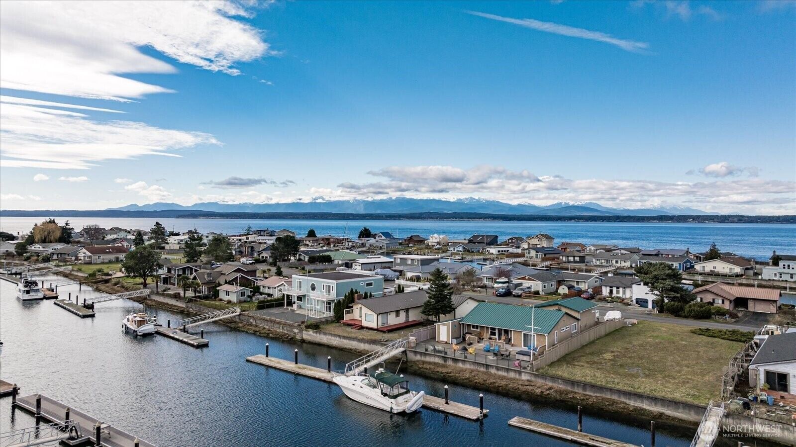 Property Photo:  3709  Steelhead Drive  WA 98253 