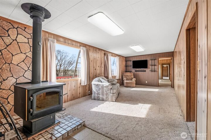 Property Photo: 19773 W Hwy 28 WA 98848