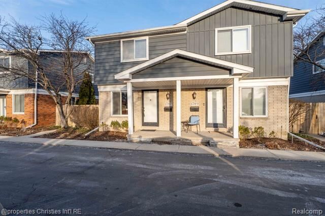 Property Photo: 1787 Southfield Road MI 48009