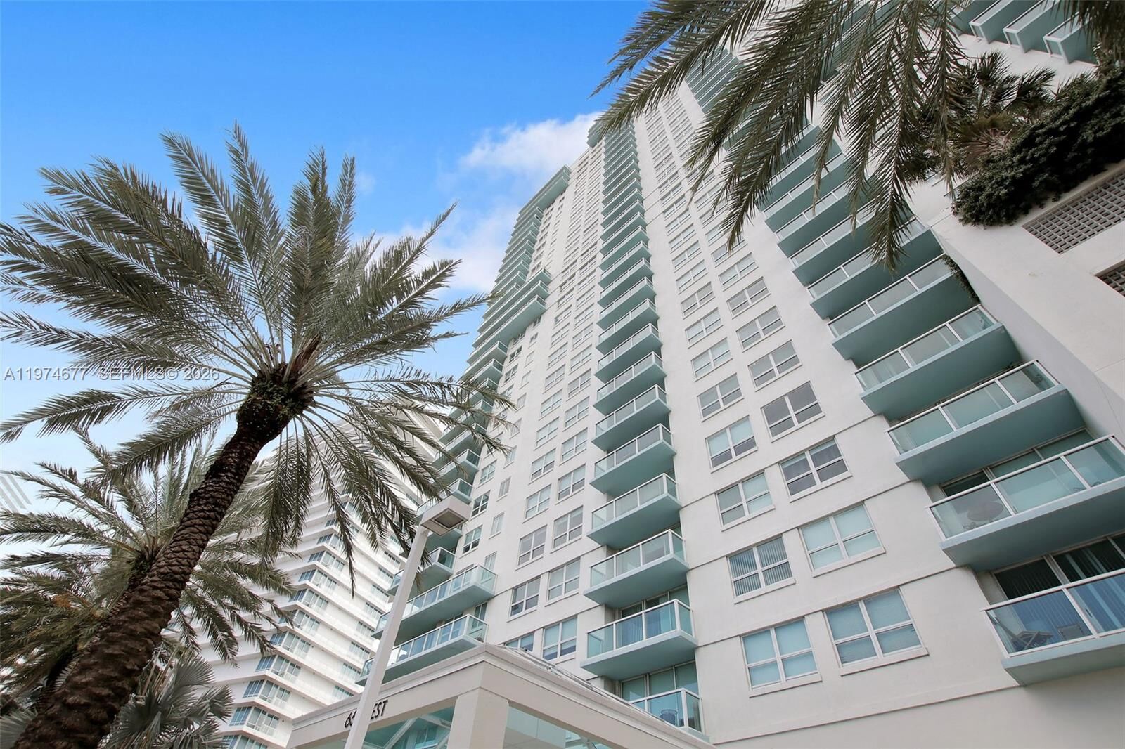 Property Photo:  650 West Ave 2204  FL 33139 