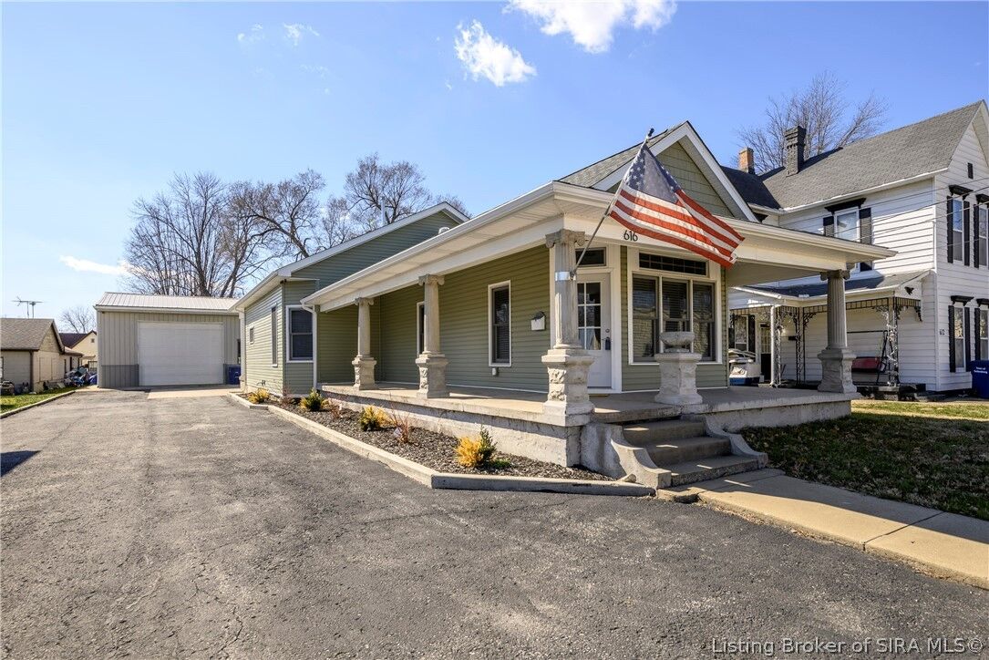 Property Photo: 616 E Utica Street IN 47172