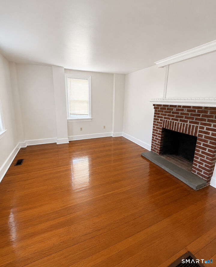 Property Photo: 493 High Street CT 06461