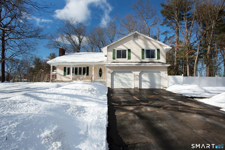 Property Photo: 10 Ridgewood Drive CT 06093