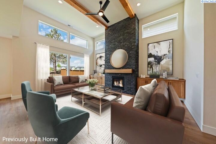 Property Photo: 5705 Rd. 122 WA 99301