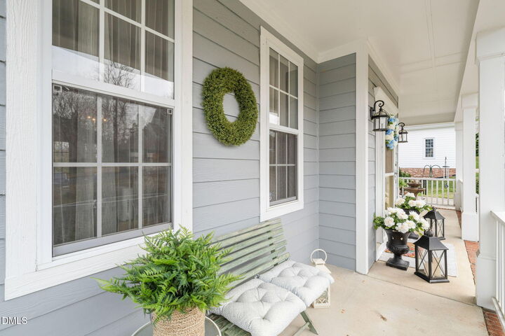 Property Photo:  912 Brittley Way  NC 27502 