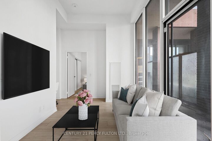 Property Photo:  270 Dufferin Street 201  ON M6K 0H8 