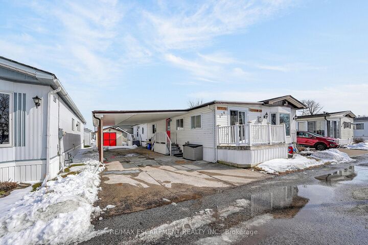 Property Photo: 3033 Townline Road 154 ON L0S 1S1