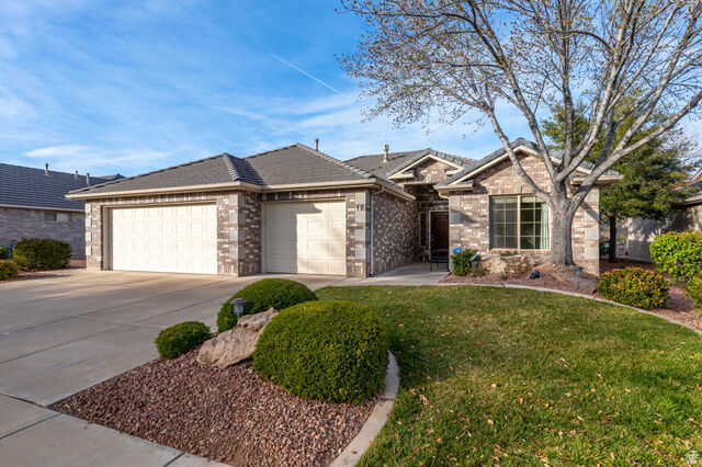 Property Photo:  1730 W Stonebridge Dr 17  UT 84770 