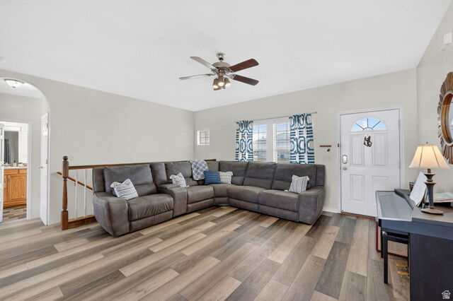 Property Photo: 1728 Dallas St S UT 84075