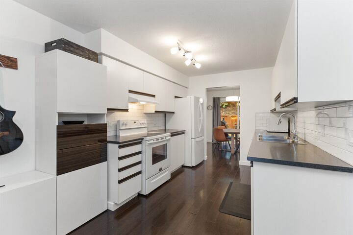 Property Photo:  36060 Old Yale Road 47  BC V3G 2E9 