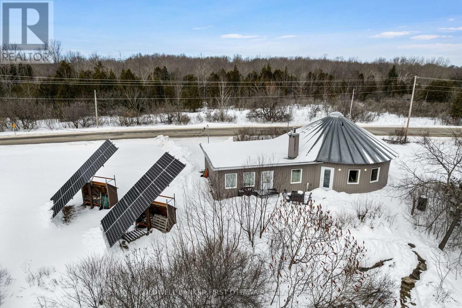 Property Photo: 51 Otter Lake Road ON K0G 1L0