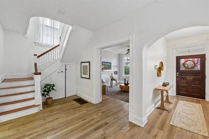 Property Photo:  1723 Kinney Avenue  OH 45207 