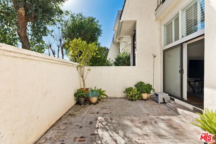 Property Photo:  6263 1/2 Randi Ave  CA 91367 