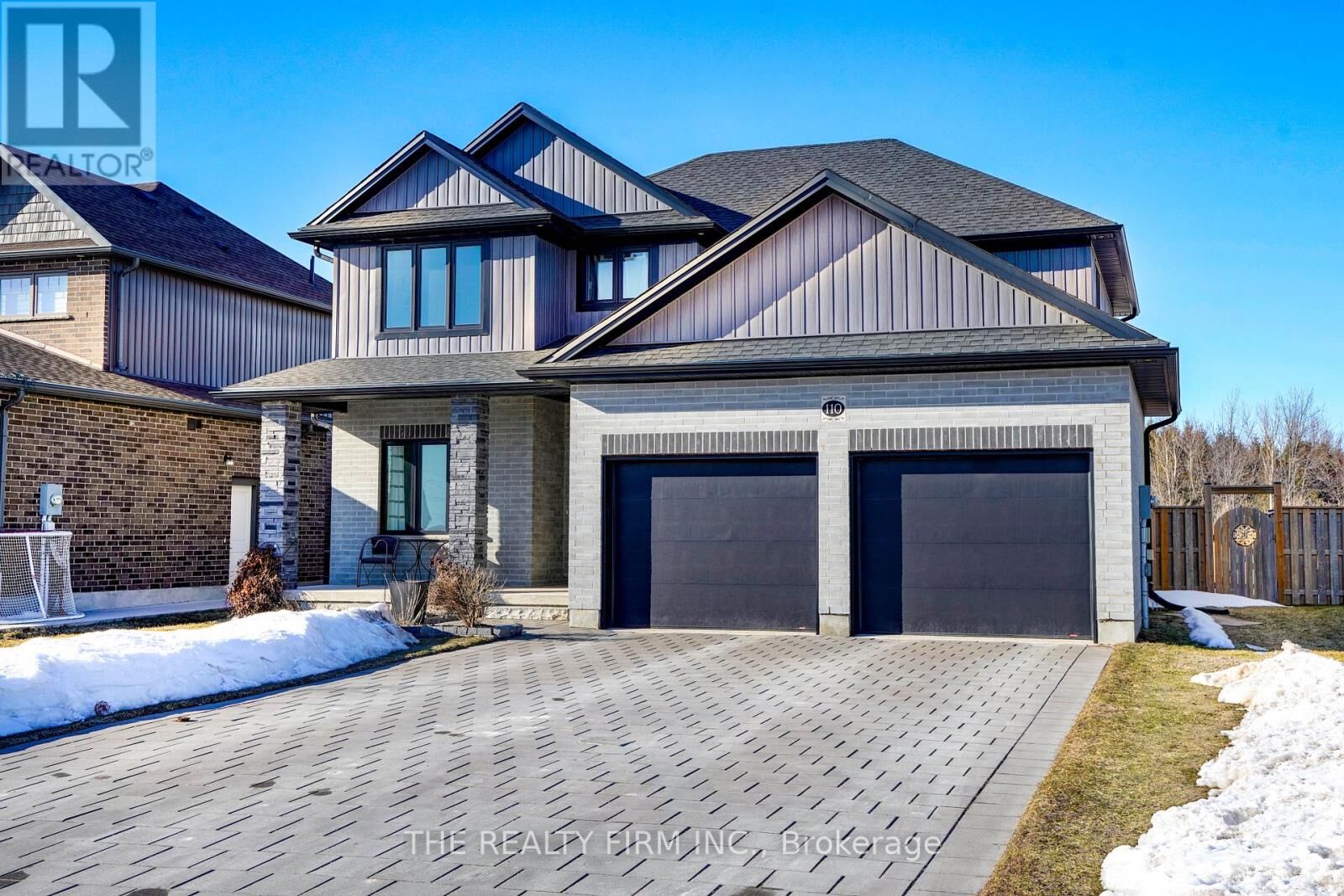 Property Photo:  110 Stuart Avenue  ON N0M 2J0 