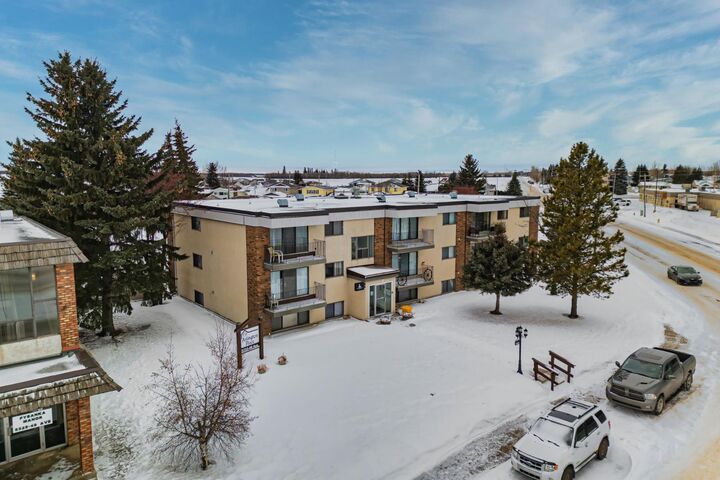 Property Photo:  5333  49 Ave  AB T9C 1M8 