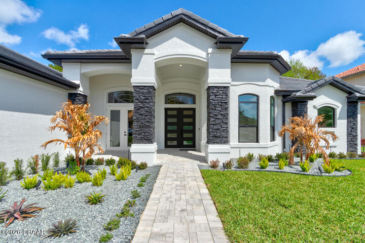 Photo de la propriété:  1941 Southcreek Boulevard  FL 32128 