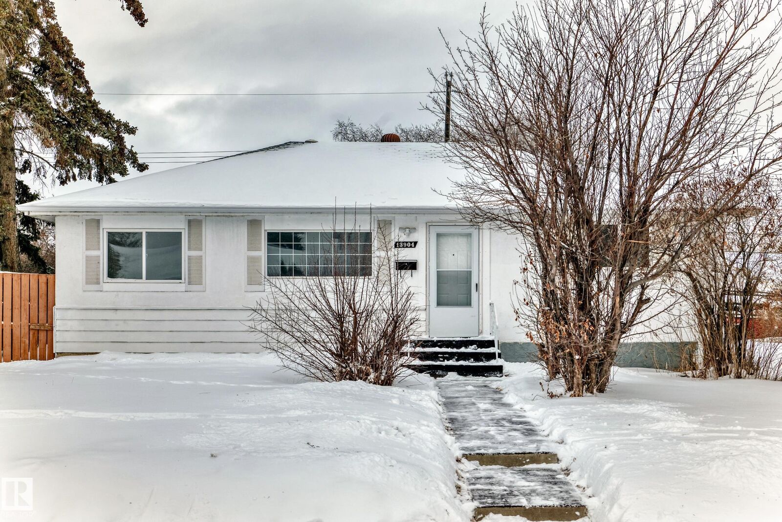 Property Photo: 13904 135 Avenue NW AB T5L 3Y8