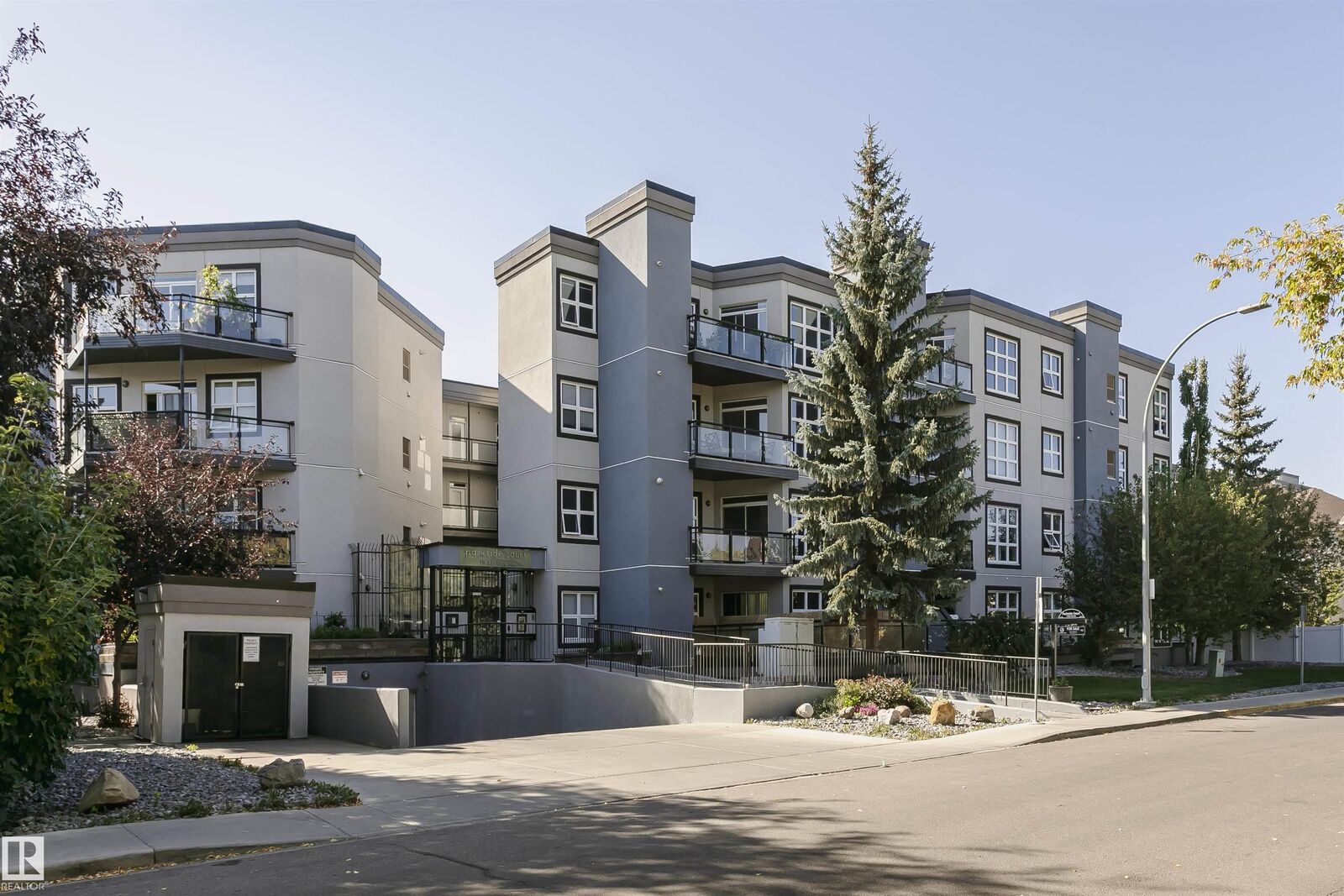 Property Photo:  11933 106 Avenue NW 203  AB T5H 0S2 