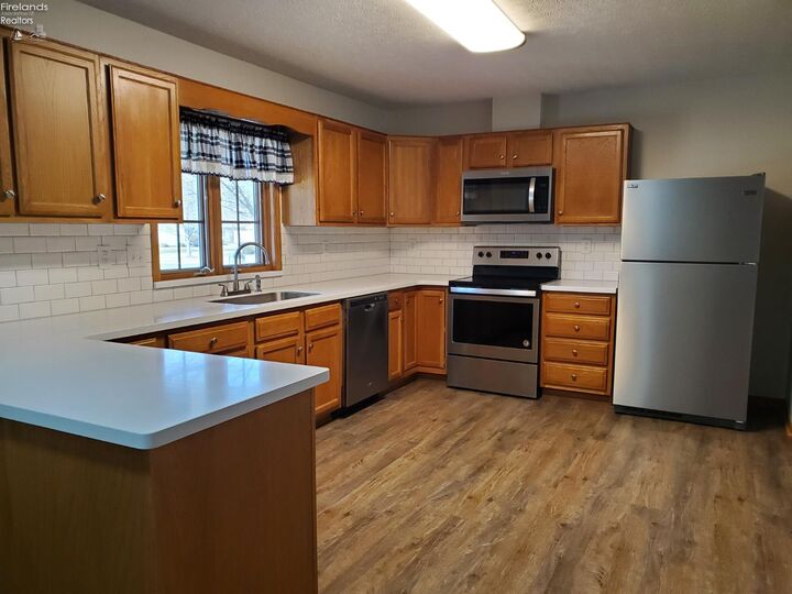 Property Photo:  192 St. Francis Avenue 19  OH 44883 