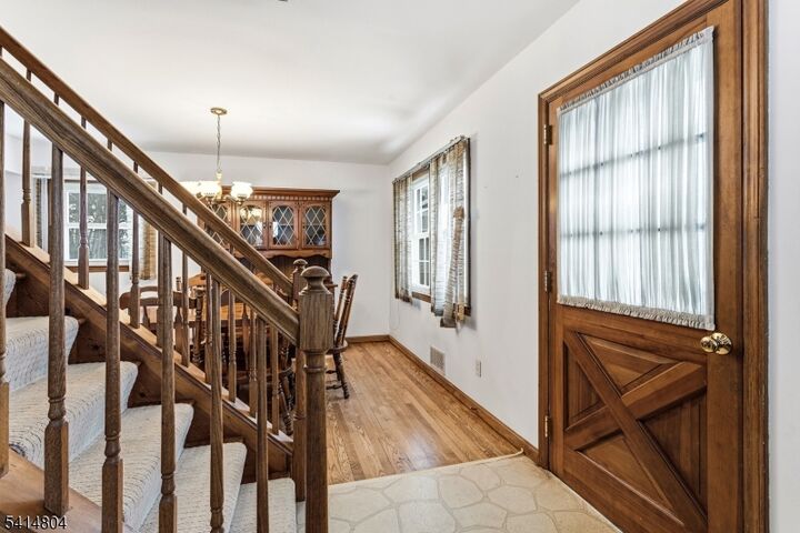 Property Photo:  336 W Crescent Pkwy  NJ 07080 