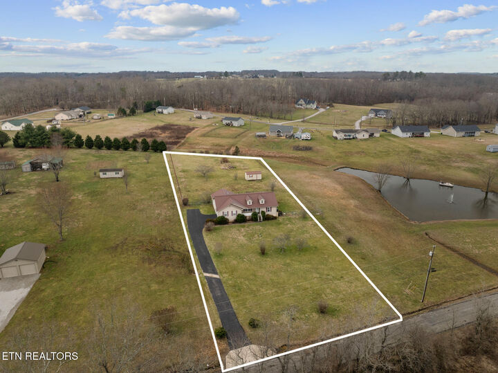 Property Photo:  3076 Ryan Rd  TN 38571 