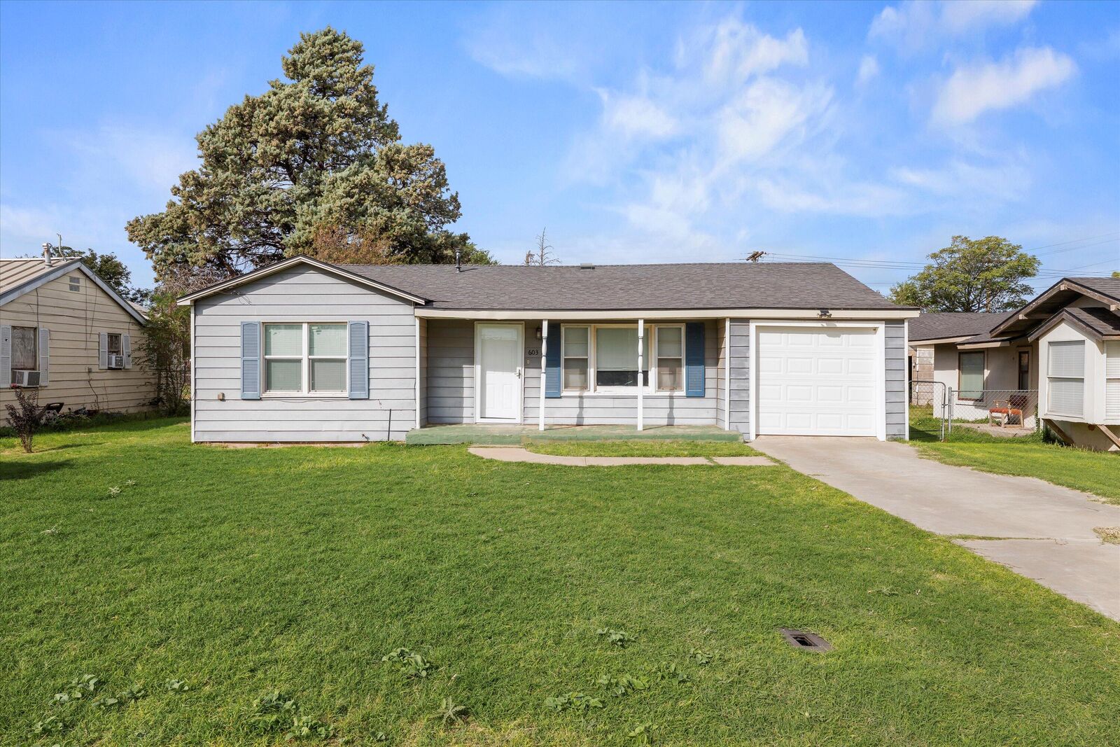 Property Photo: 603 Locust Street TX 79329