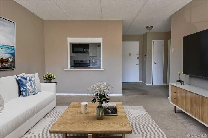 Property Photo:  2 Consulate Drive 1J  NY 10707 