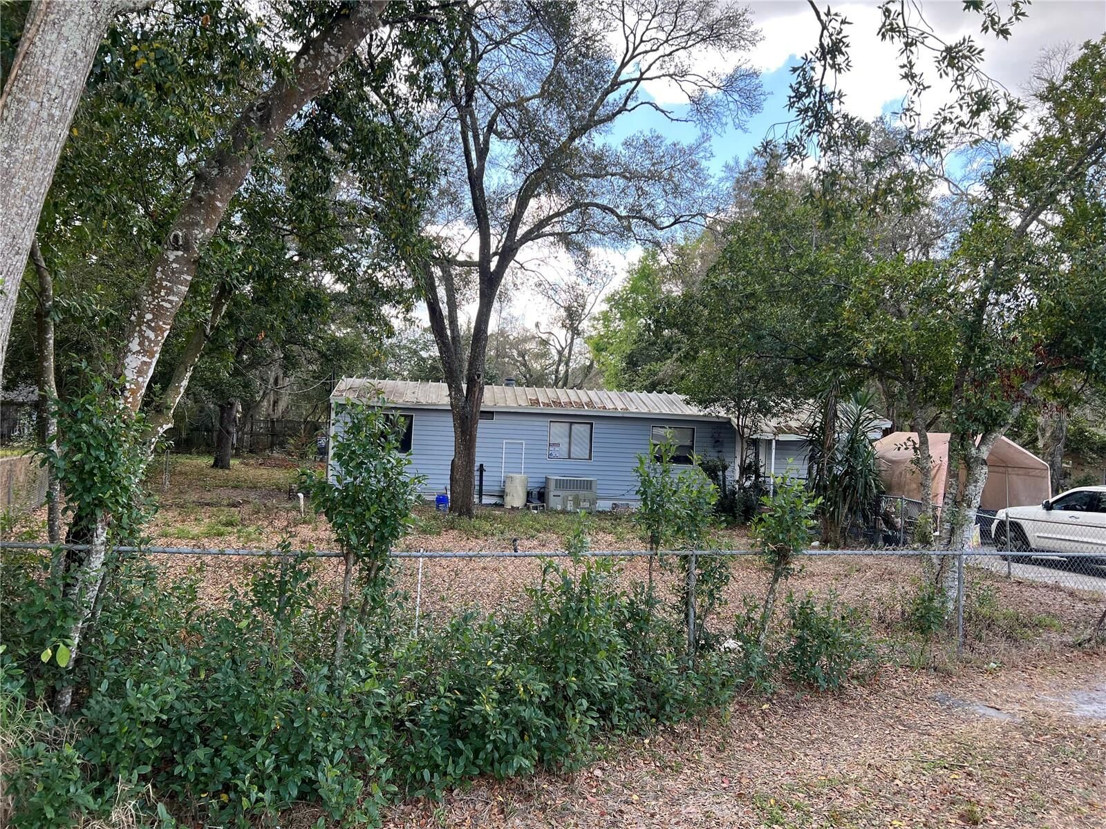 Property Photo:  1440 Peach Street  FL 32703 