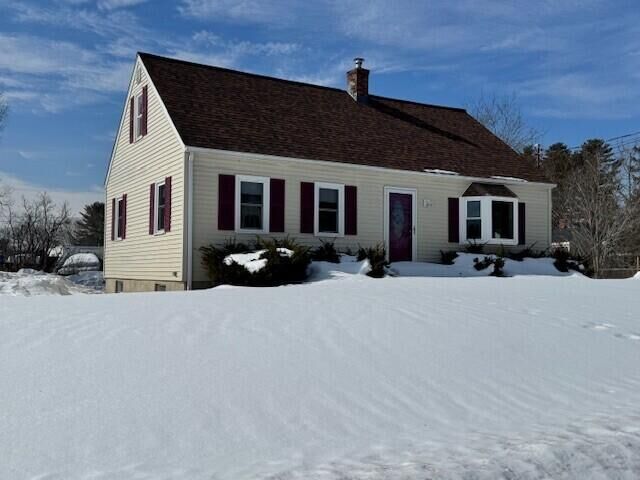 Property Photo:  5 Dexter Street  ME 04073 