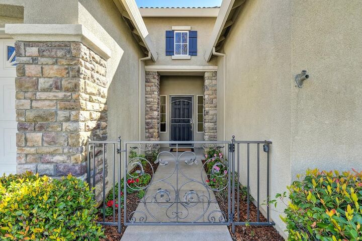 Property Photo:  3237 Four Seasons Drive  CA 95762 