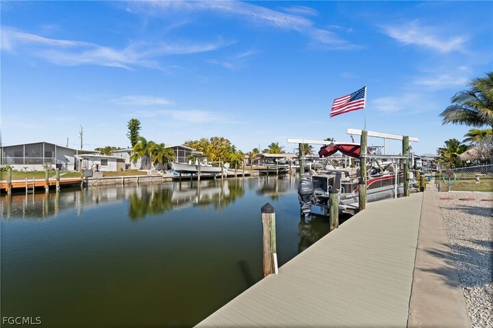 Property Photo:  2705 Patterson Court  FL 33956 