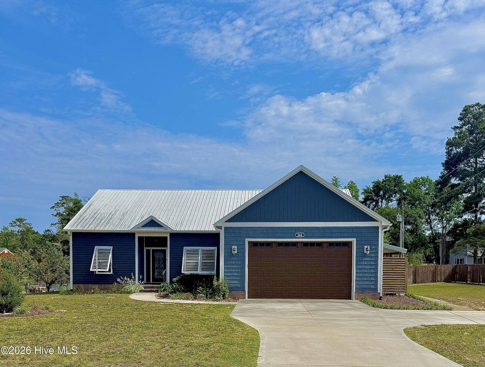 Property Photo:  266 Ennett Lane  NC 28460 