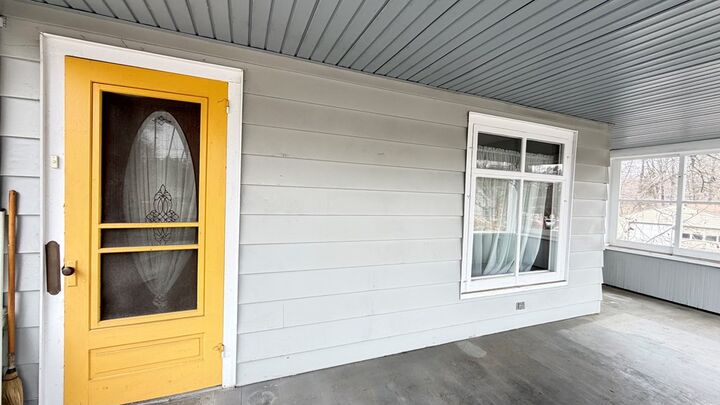 Property Photo:  417 Chemung St  NY 14892 