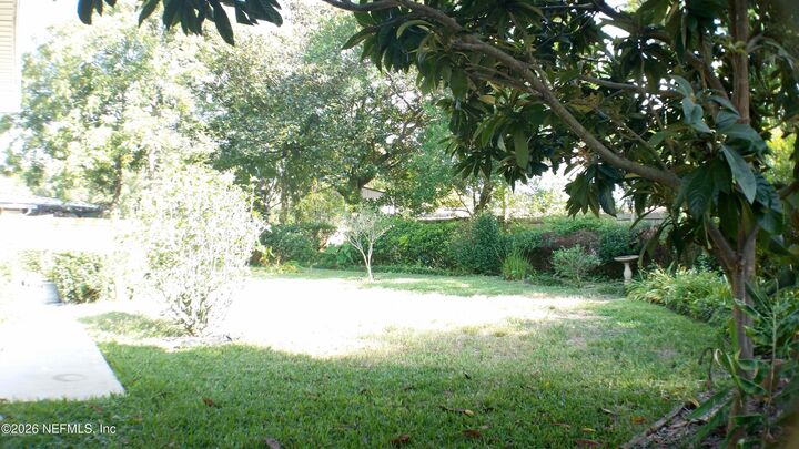 Property Photo:  1012 N 6th Avenue  FL 32250 