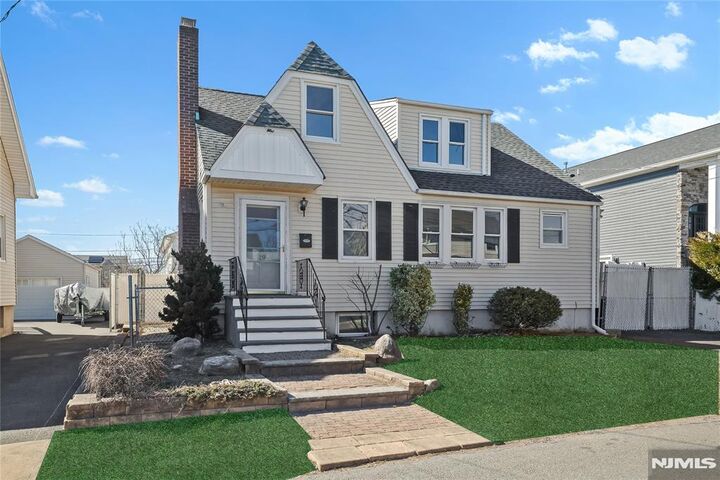 Property Photo:  19 Woodward Street  NJ 07663 