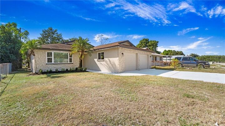 Property Photo:  3148 Apache St  FL 33916 