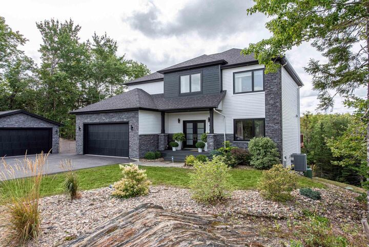 1424 McCabe Lake Drive — photo 1