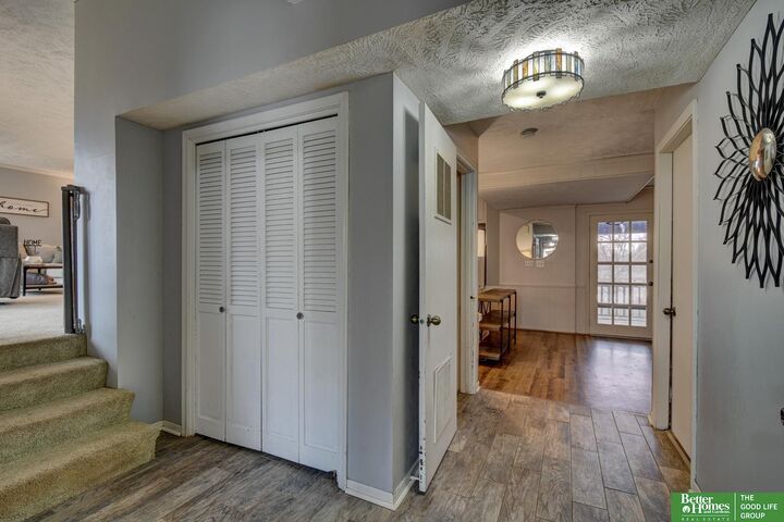 Property Photo:  4920 N 106 Street  NE 68134 