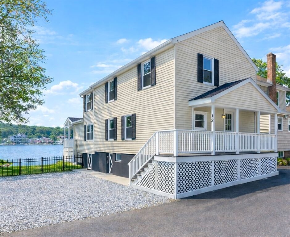 Property Photo:  12 Brookside Place  MA 01545 