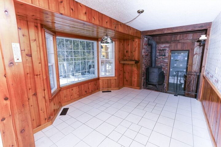 Property Photo:  5 Maple St  MA 01075 