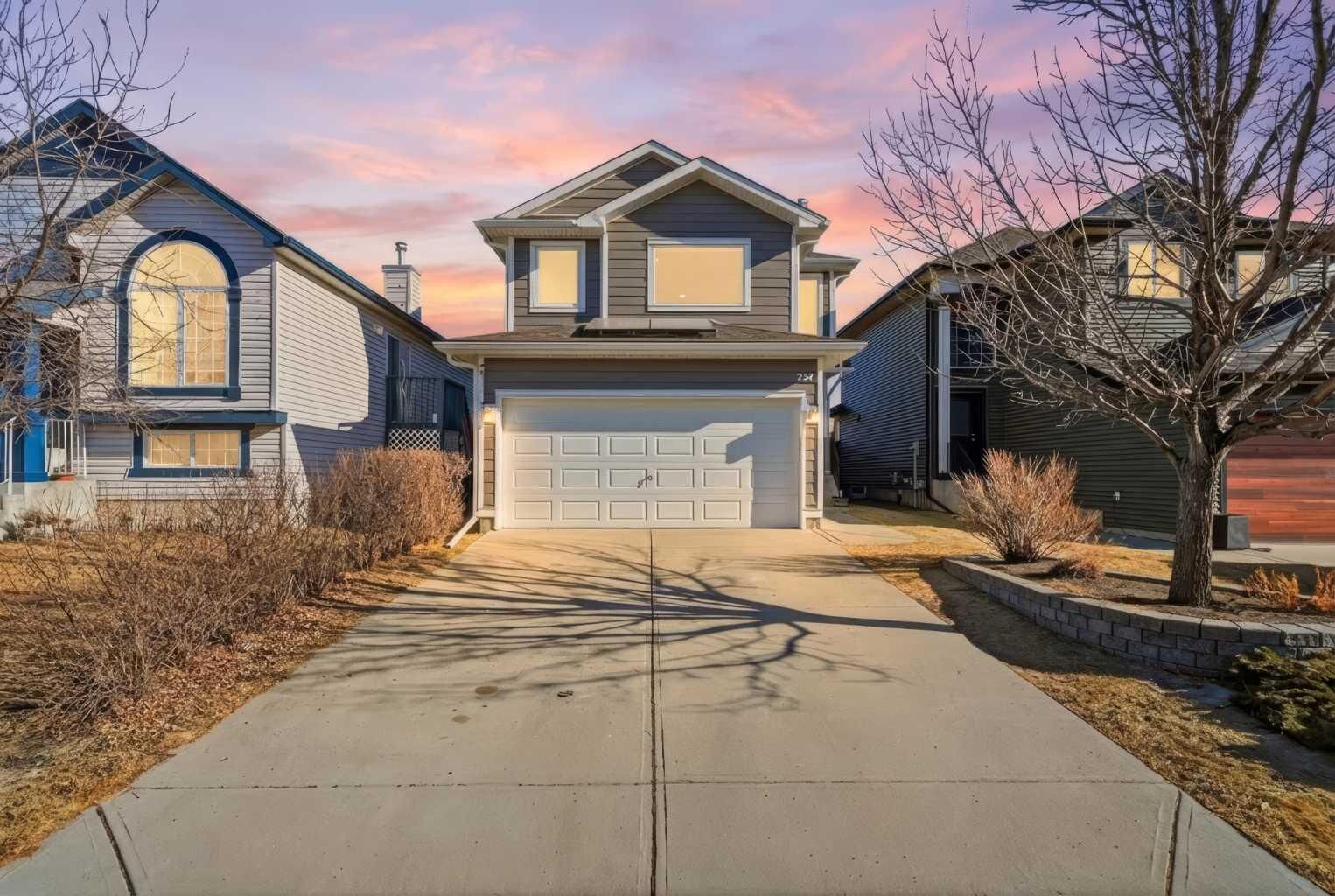 Photo de la propriété:  257 Covewood Circle NE  AB T3K 5S8 